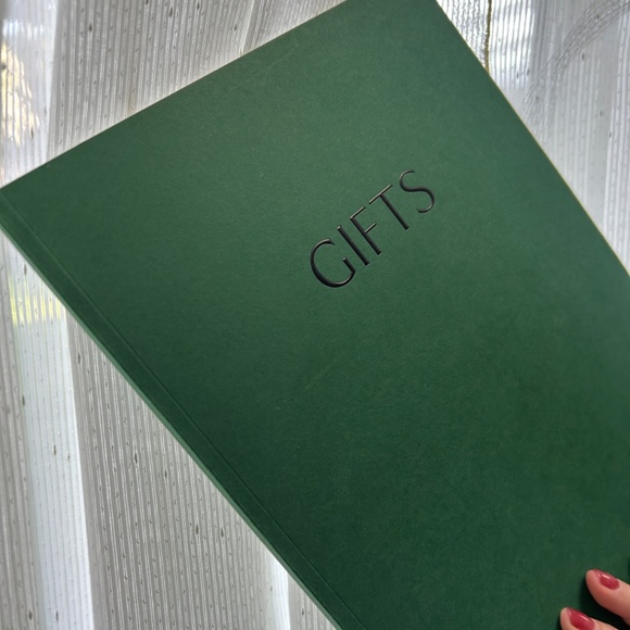 Burberry book magazine - Picture 4 of 5